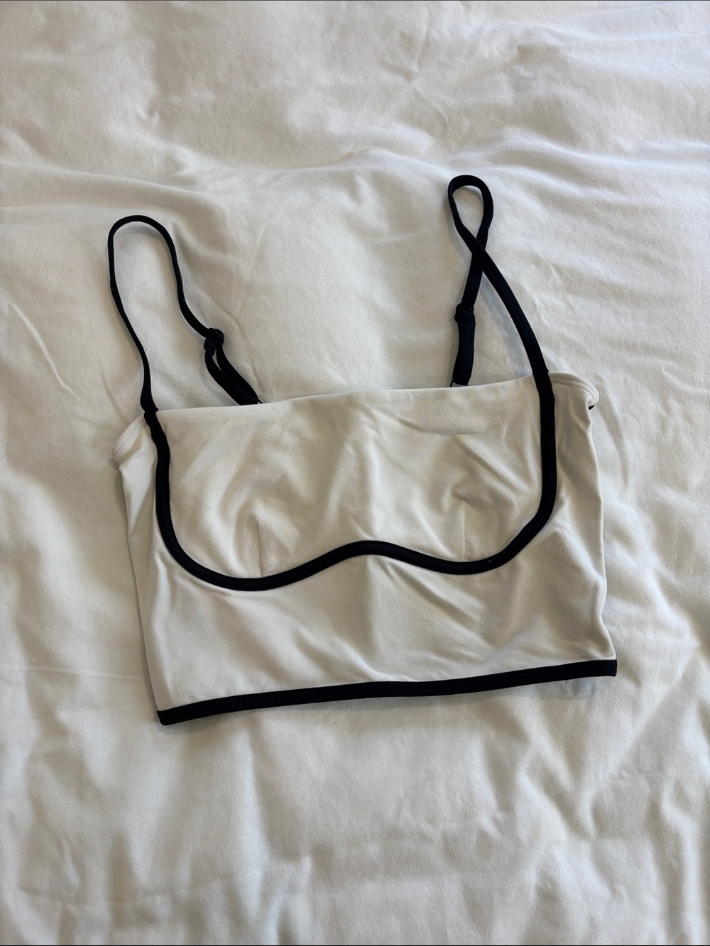 Alo Yoga Classic Contrast-Trim Crop Bralette in Cream and Black